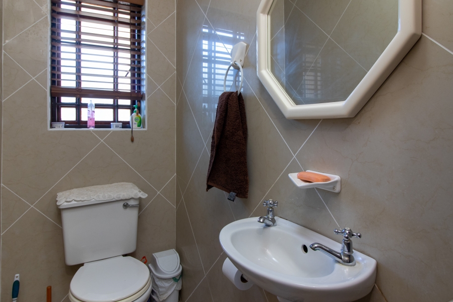 4 Bedroom Property for Sale in West Beach Eastern Cape